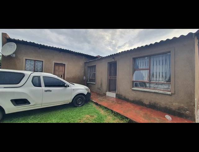 2 BEDROOM PROPERTY TO RENT IN TEMBISA EXT 7